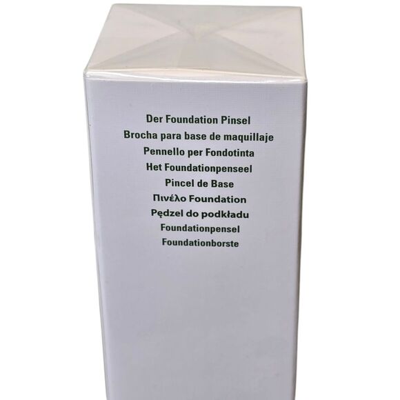 NIB La Mer The Foundation Brush - Picture 6 of 7